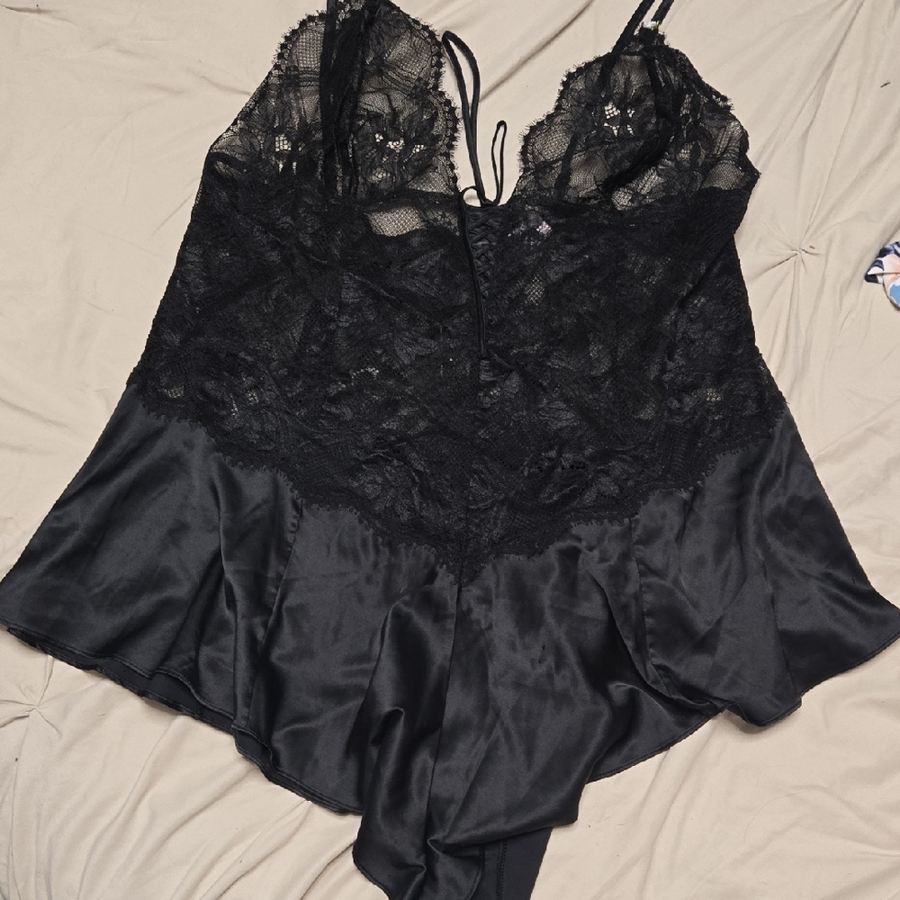 Victoria's Secret Black Lace & Satin Chemise Xxl